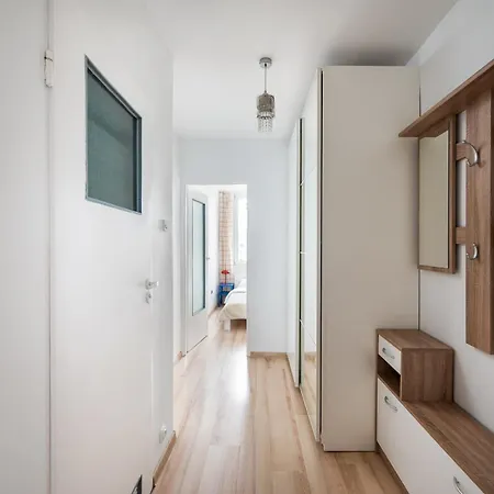 Praga Lukowska Cosy By Bookinghost * ורשה