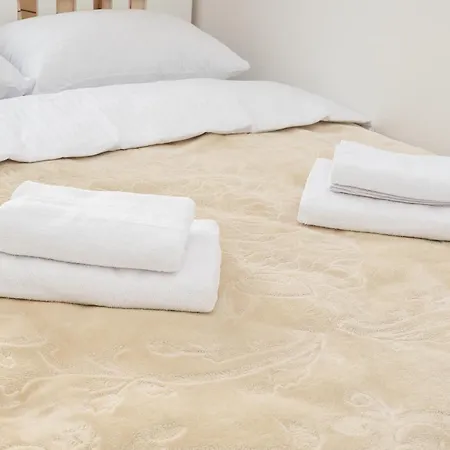 Praga Lukowska Cosy By Bookinghost דירה